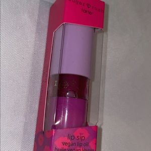 Lip oil